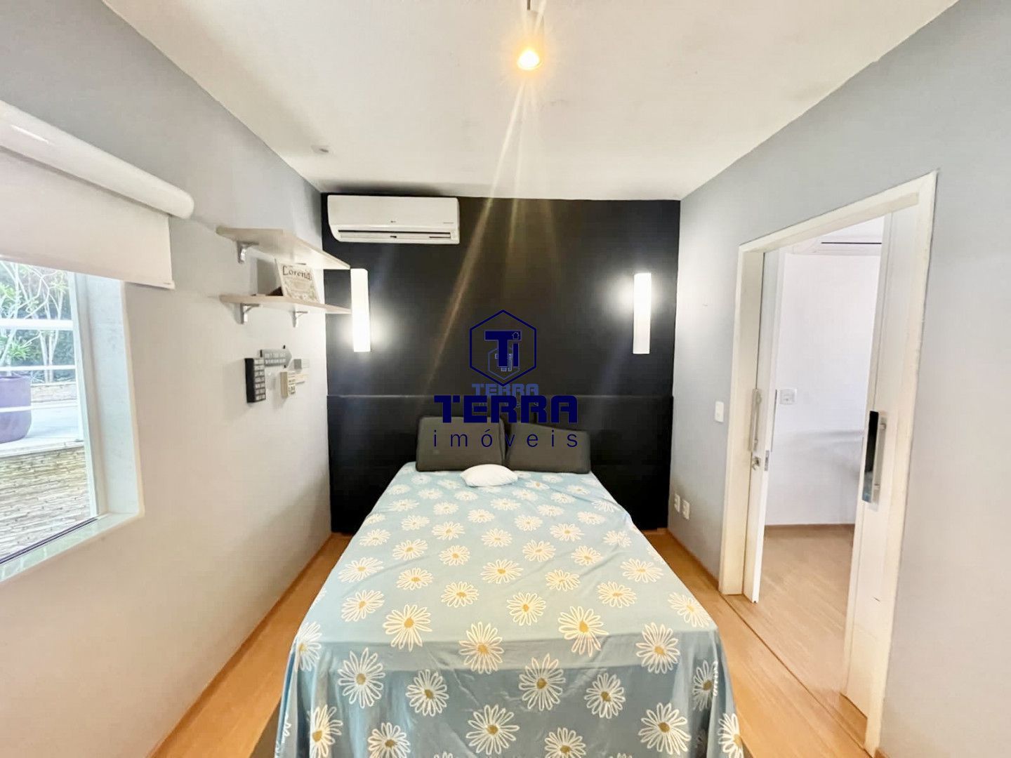 Imagens do imóveis Linda residência no Badu, com 6 quartos sendo 5 suítes, área de lazer completa.