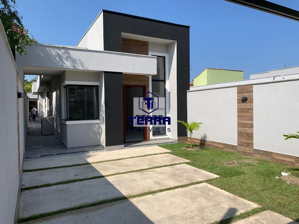 Imagens do imóveis São 3 quartos sendo 1 suíte junto e ao lado da Estrada dos Cajueiros.