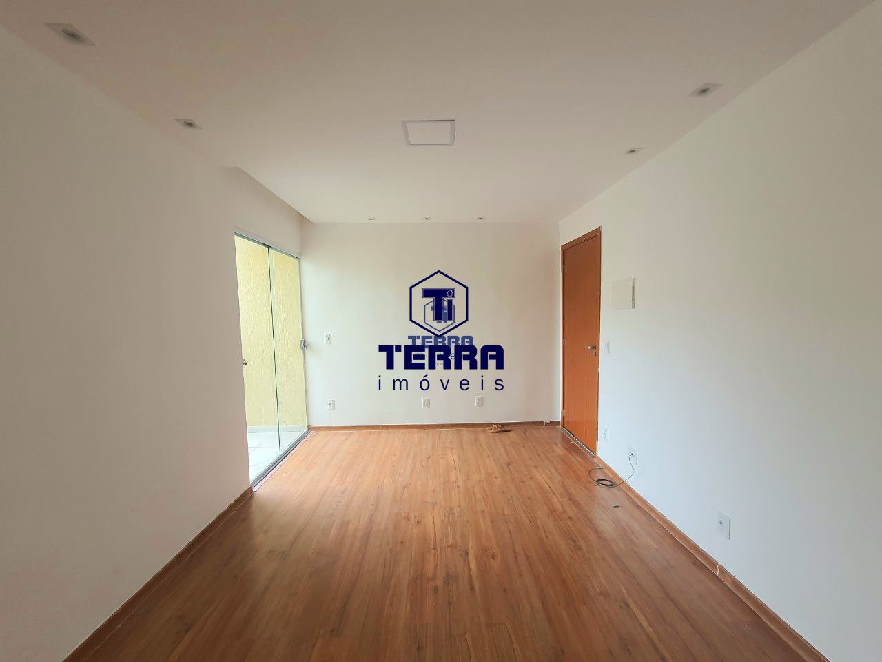 Imagens do imóveis Apartamento em Maria Paula, com 2 quartos, cozinha americana e varada