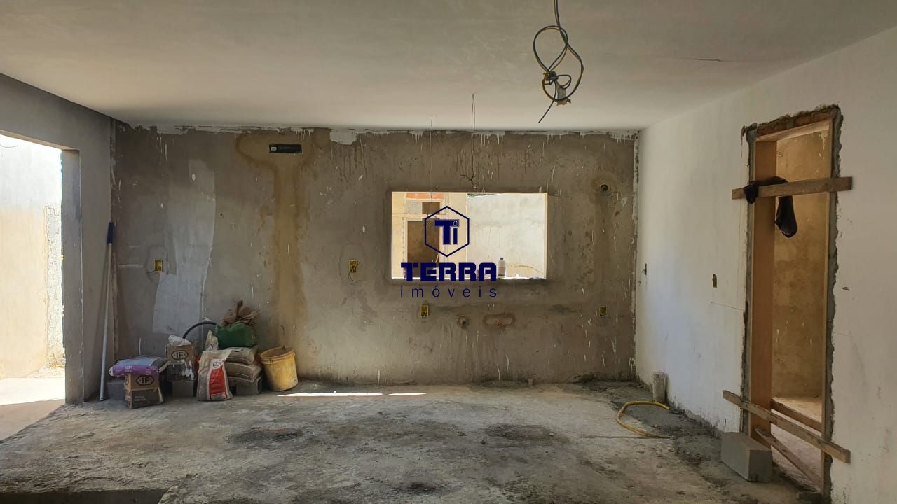 Imagens do imóveis Encantadora casa com 4 quartos, sendo 2 suítes no Reserva Park em Pendotiba.