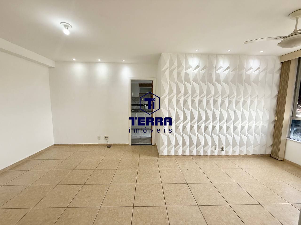 Imagens do imóveis Excelente apartamento de 2 quartos mobiliado no Fonseca!