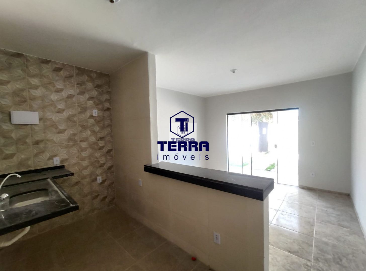 Imagens do imóveis Casa linear com 2 quartos em São José do Imbassaí, ao lado do centro de Maricá.