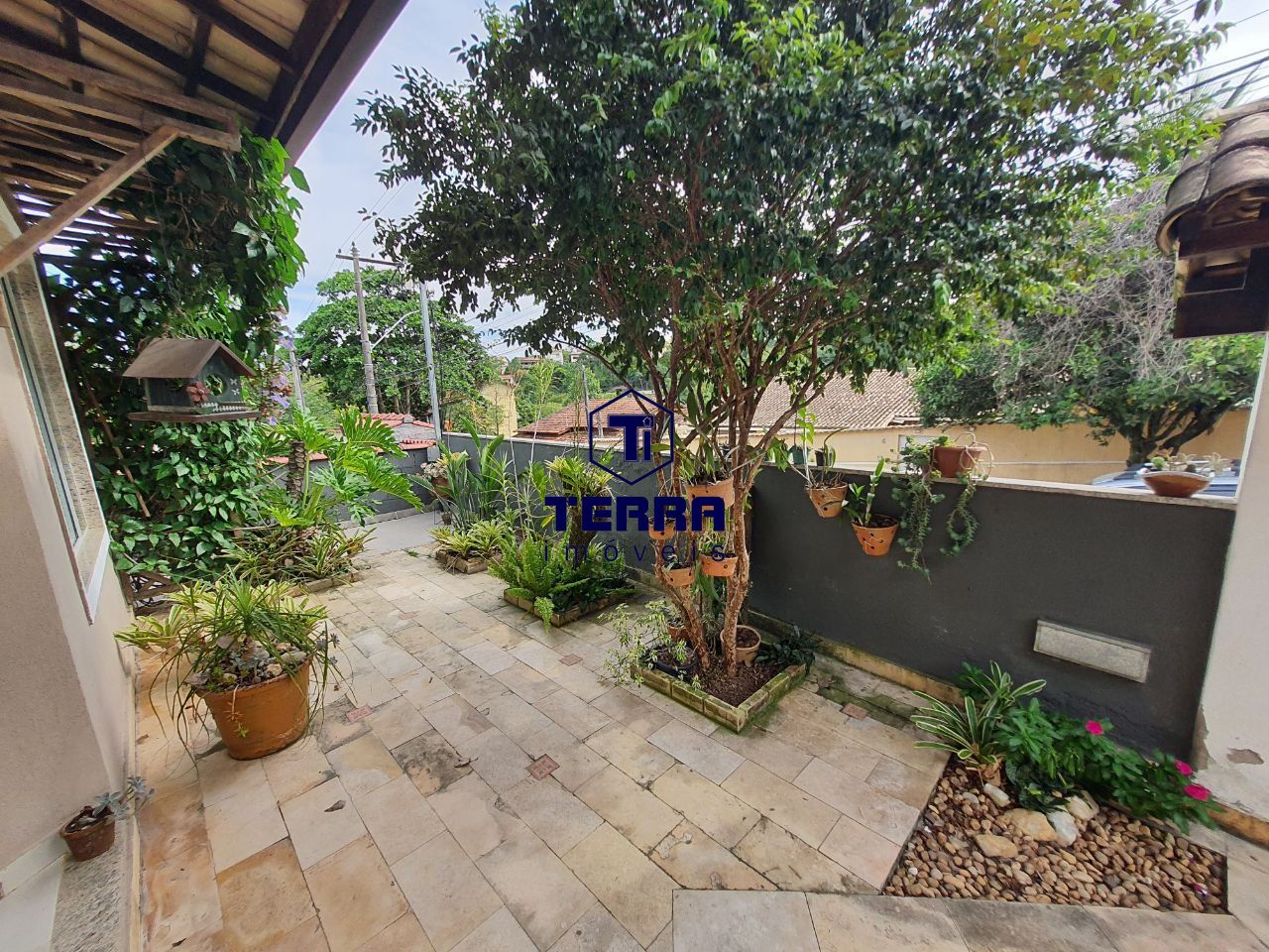 Imagens do imóveis Casa linear, com 3 quartos, sendo uma suíte na Estância de Pendotiba