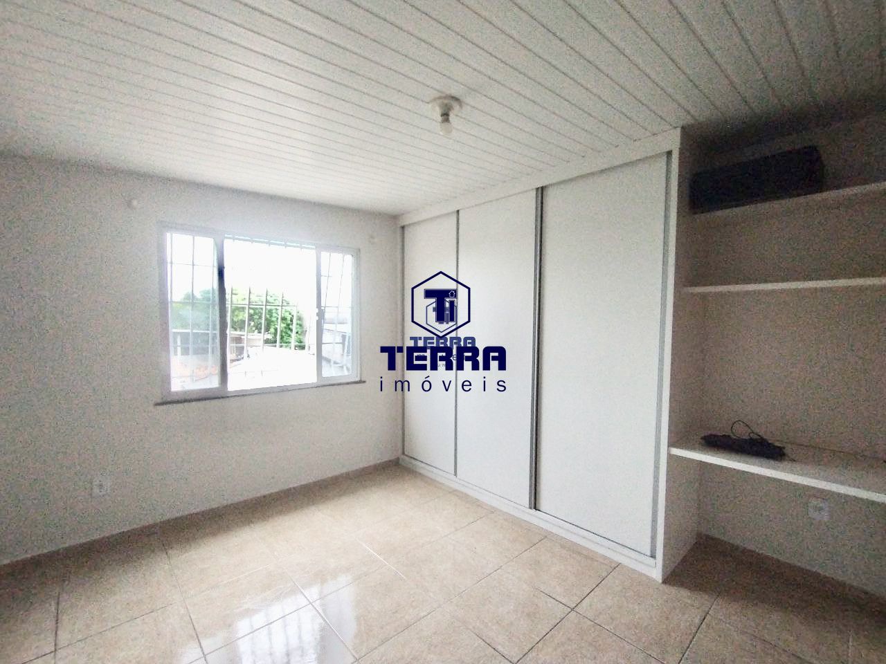 Imagens do imóveis Ótimo apartamento no Laranjal com 2 quartos e varanda. Excelente localização.