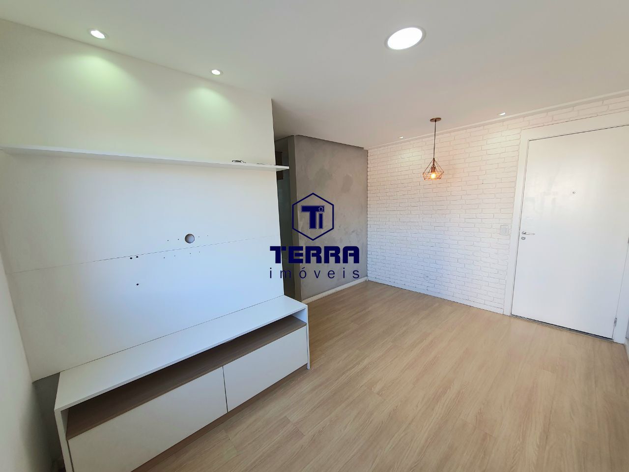 Imagens do imóveis Apartamentos com 2 quartos em Neves, ao lado de todo comércio de Neves.