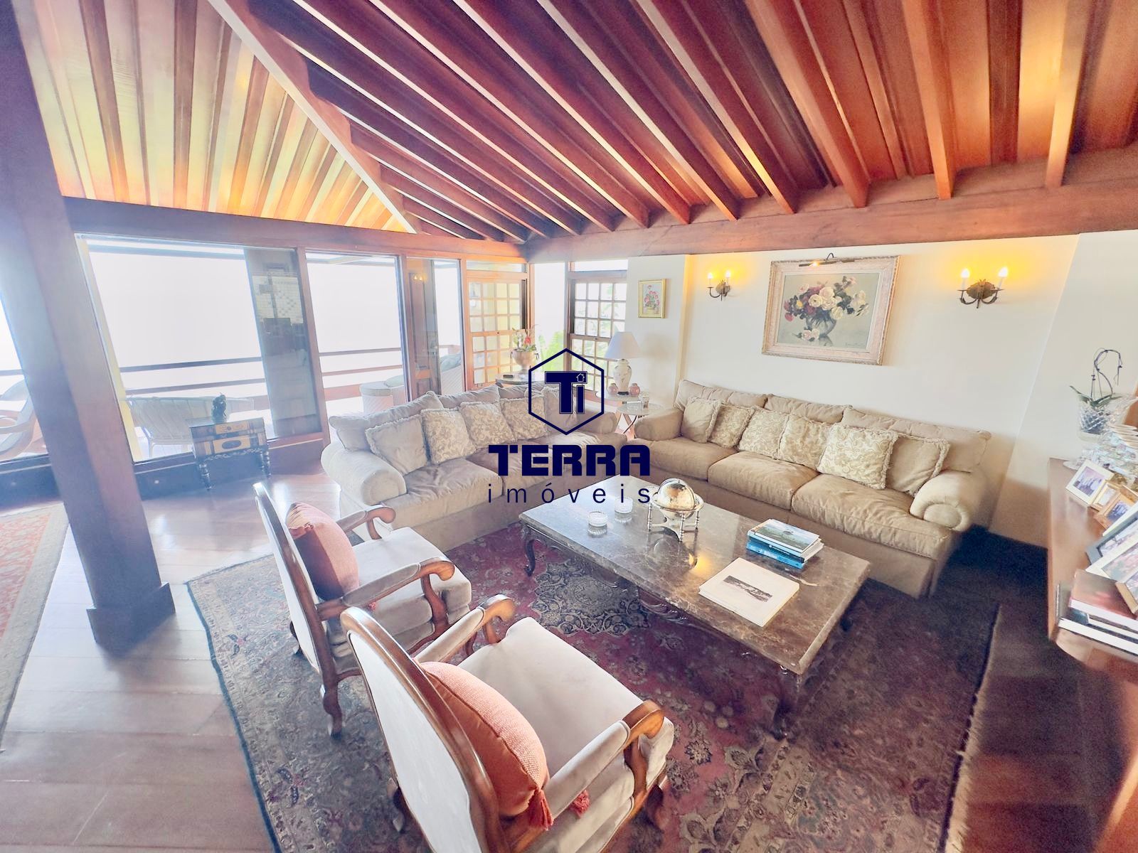 Imagens do imóveis Casa Espetacular no Joá, com 4 suítes , elevador e vista eterna pro mar!!!