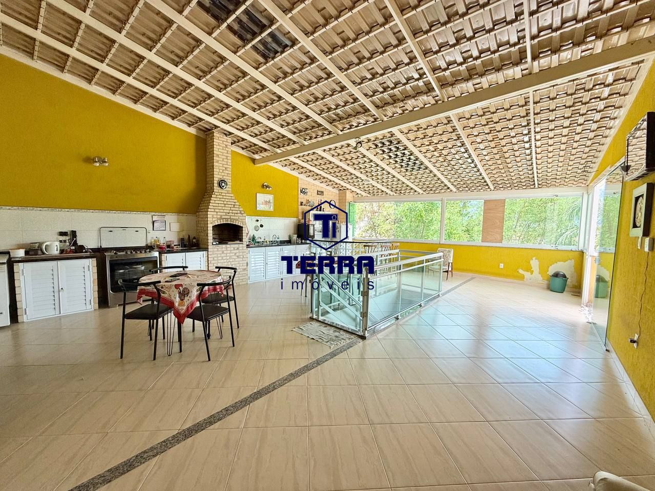 Imagens do imóveis Ótima residência de 3 suítes, espaço gourmet e vista panorâmica no Maravista!