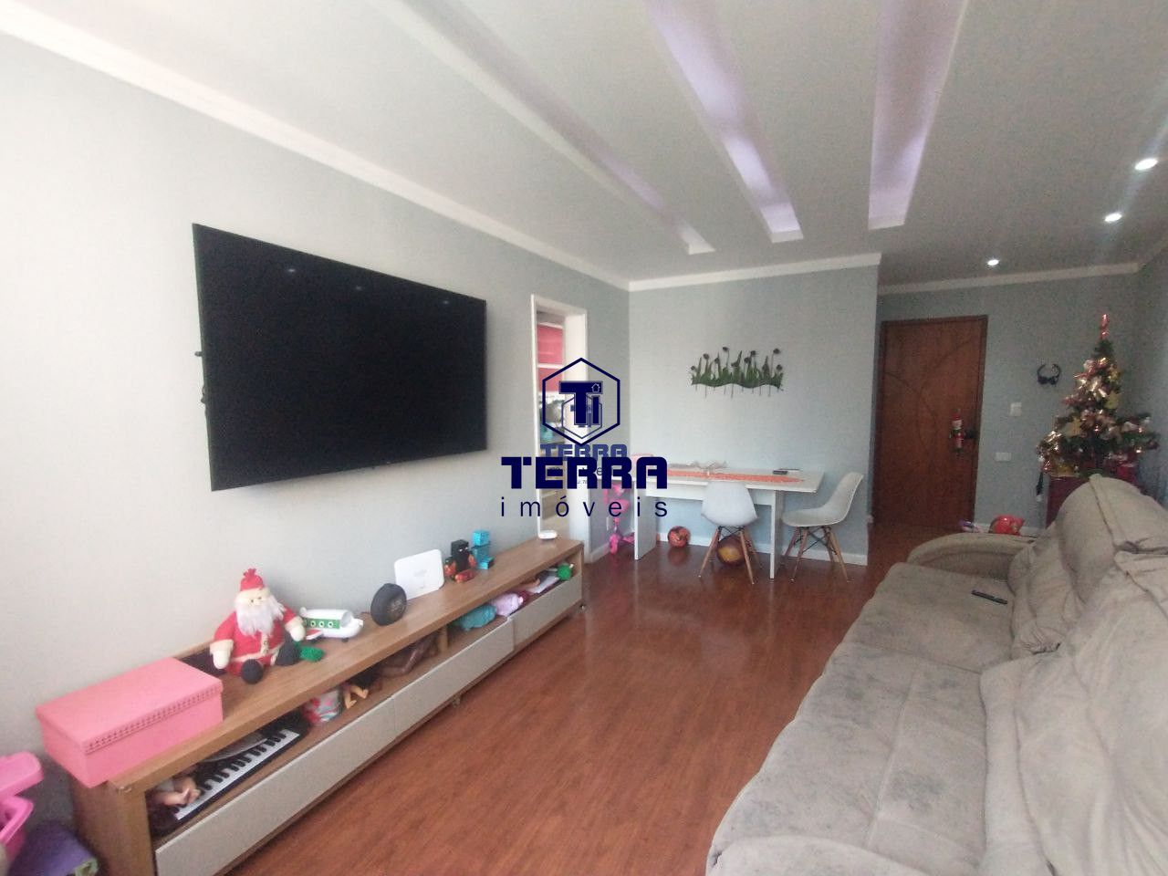 Imagens do imóveis Lindo apartamento com 3 quartos sendo uma suíte no Ingá. Excelente localização!