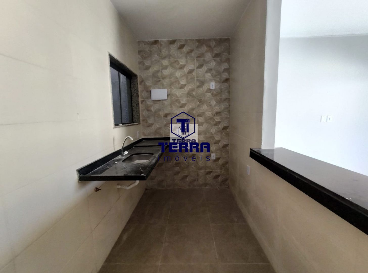 Imagens do imóveis Casa linear com 2 quartos em São José do Imbassaí, ao lado do centro de Maricá.
