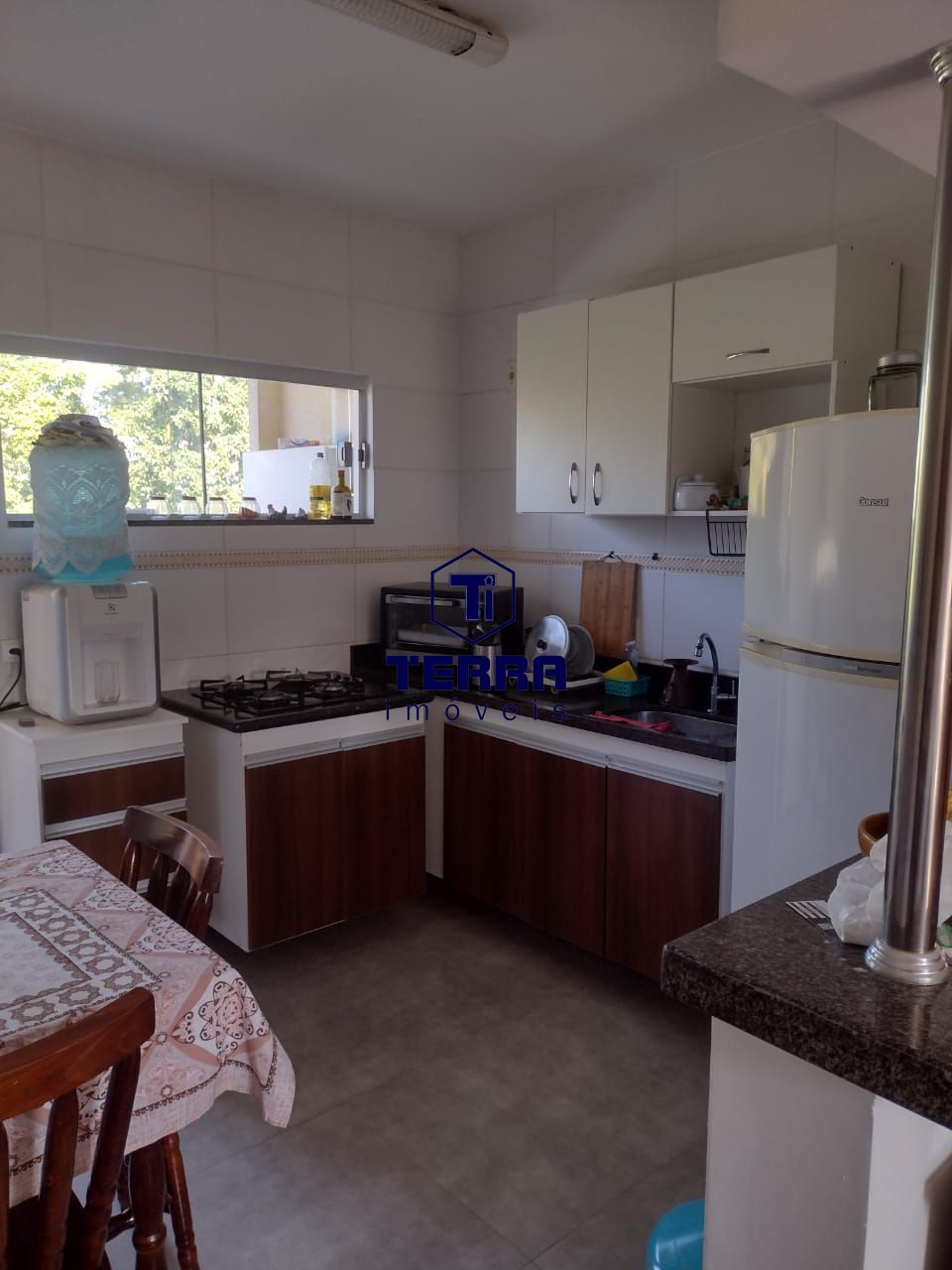 Imagens do imóveis Excelente apartamento em Itaipuaçu com suite, 300 metros da Avenida principal.