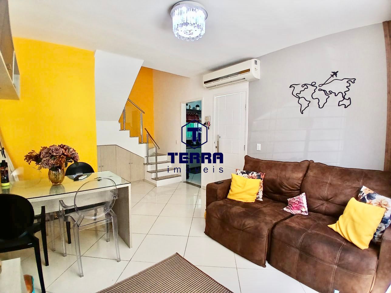 Imagens do imóveis Linda duplex em Maria Paula, com 2 quartos, uma suíte e área gourmet.