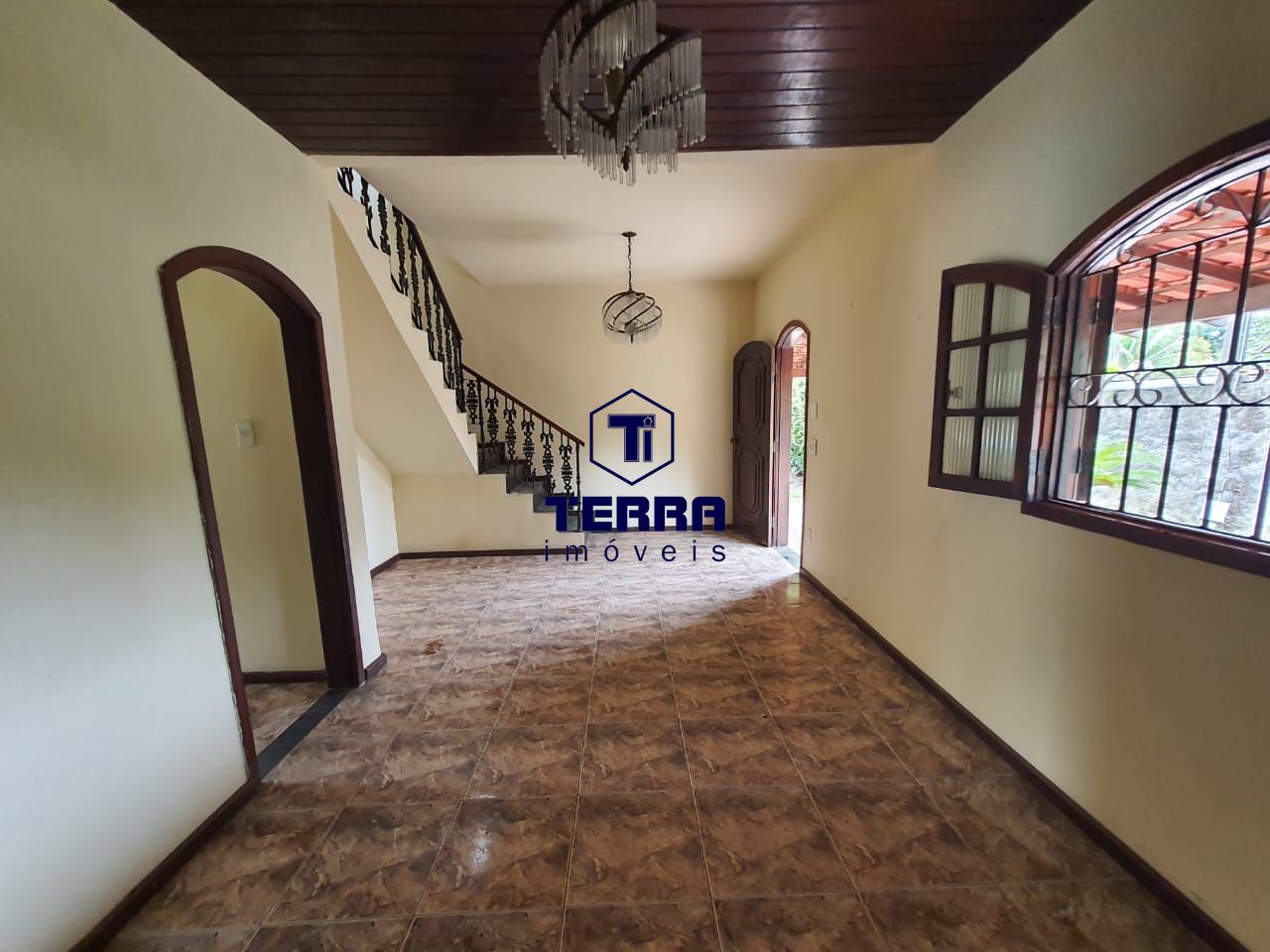 Imagens do imóveis Belo sítio em Itaboraí, com piscina, espaço de churrasqueira e casa de caseiro!