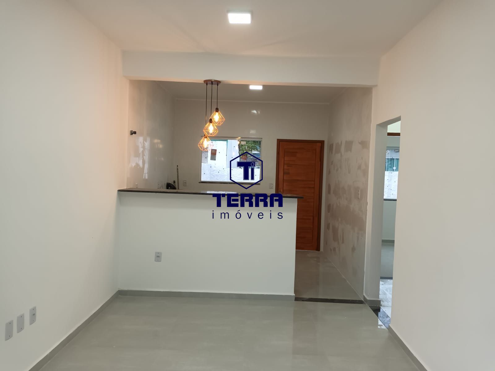 Imagens do imóveis Linear com 3 quartos, sendo 1 suíte e fino acabamento no Alferes Tiradentes.
