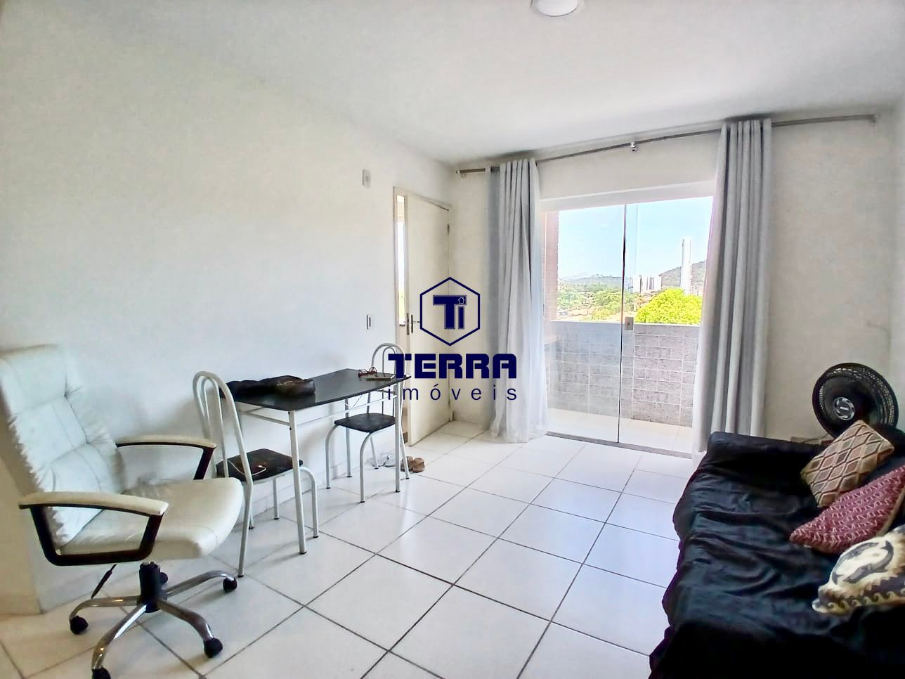 Imagens do imóveis Ótimo apartamento com 2 quartos, uma suíte e varanda gourmet com churrasqueira.