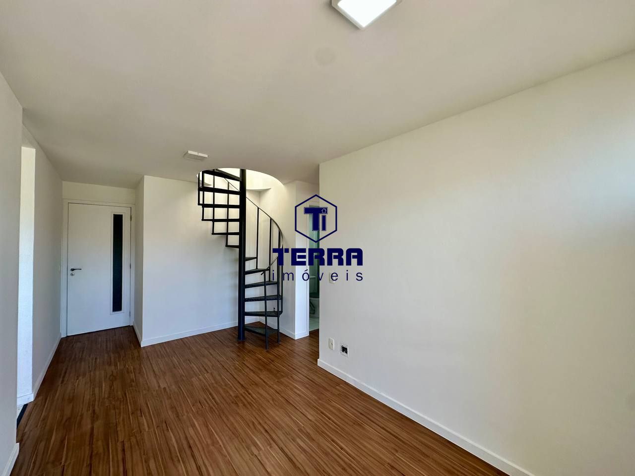 Imagens do imóveis Excelente cobertura em Maria Paula. Condomínio com lazer completo!