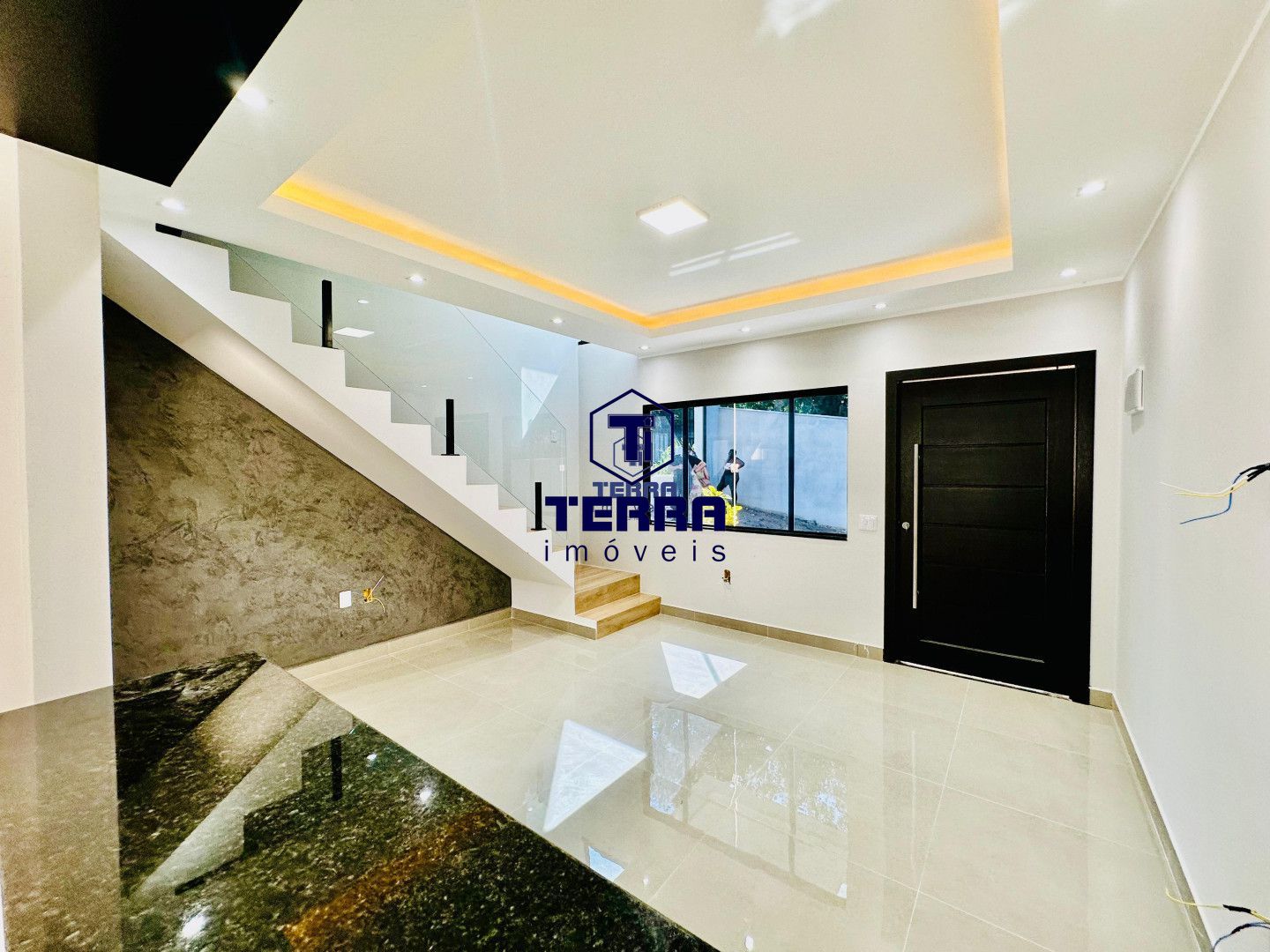 Imagens do imóveis More em Maricá. Duplex 2 quartos com fino acabamento e área gourmet privativa