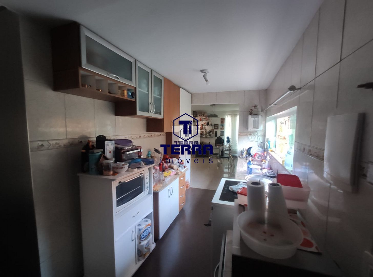 Imagens do imóveis Casa com 4 suítes em condomínio ao lado do Trevo de Maria Paula.