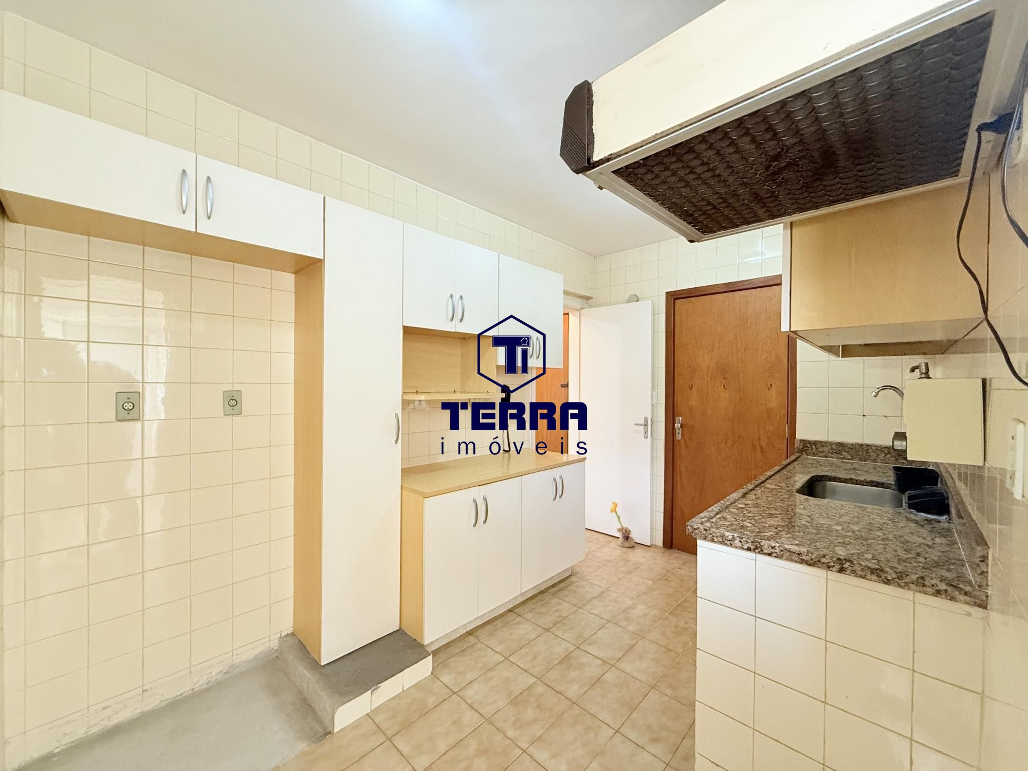 Imagens do imóveis Apartamento 2 quartos sendo uma suíte, reformado, em Santa Rosa