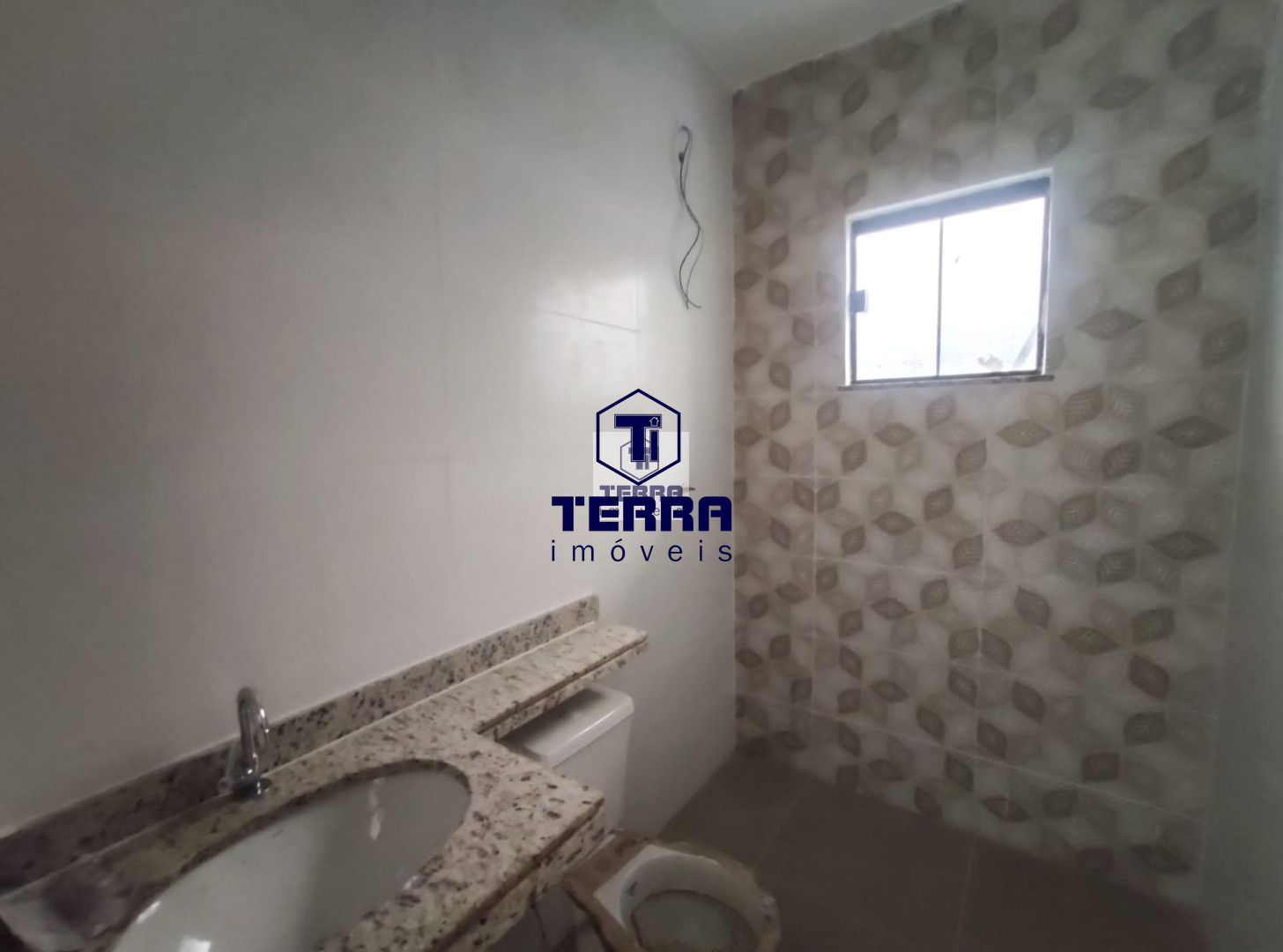 Imagens do imóveis Casa linear com 2 quartos em São José do Imbassaí, ao lado do centro de Maricá.
