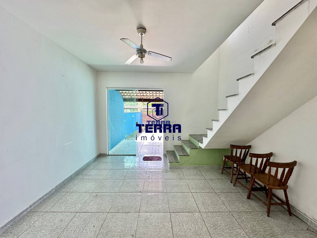Imagens do imóveis Residência duplex com 2 quartos e quintal privativo em Maria Paula!