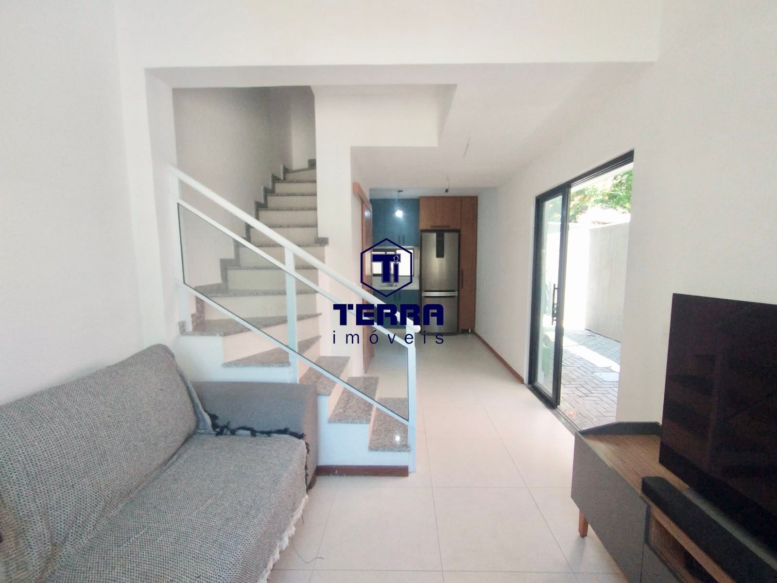 Imagens do imóveis Triplex em Itaipu com 3 quartos, uma suíte, quintal privativo e espaço gourmet.