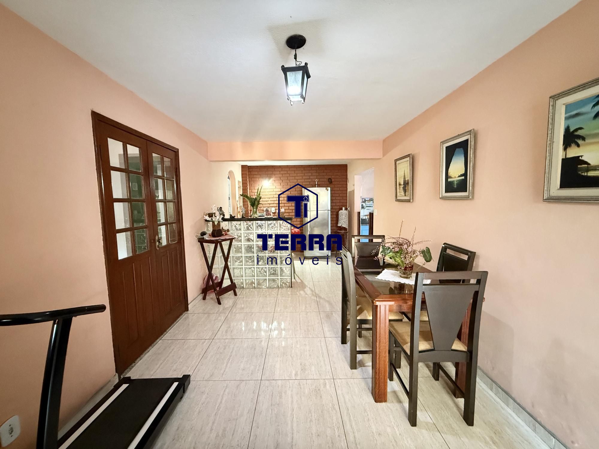 Imagens do imóveis Excelente residência de 3 quartos com quintal em Maria Paula.
