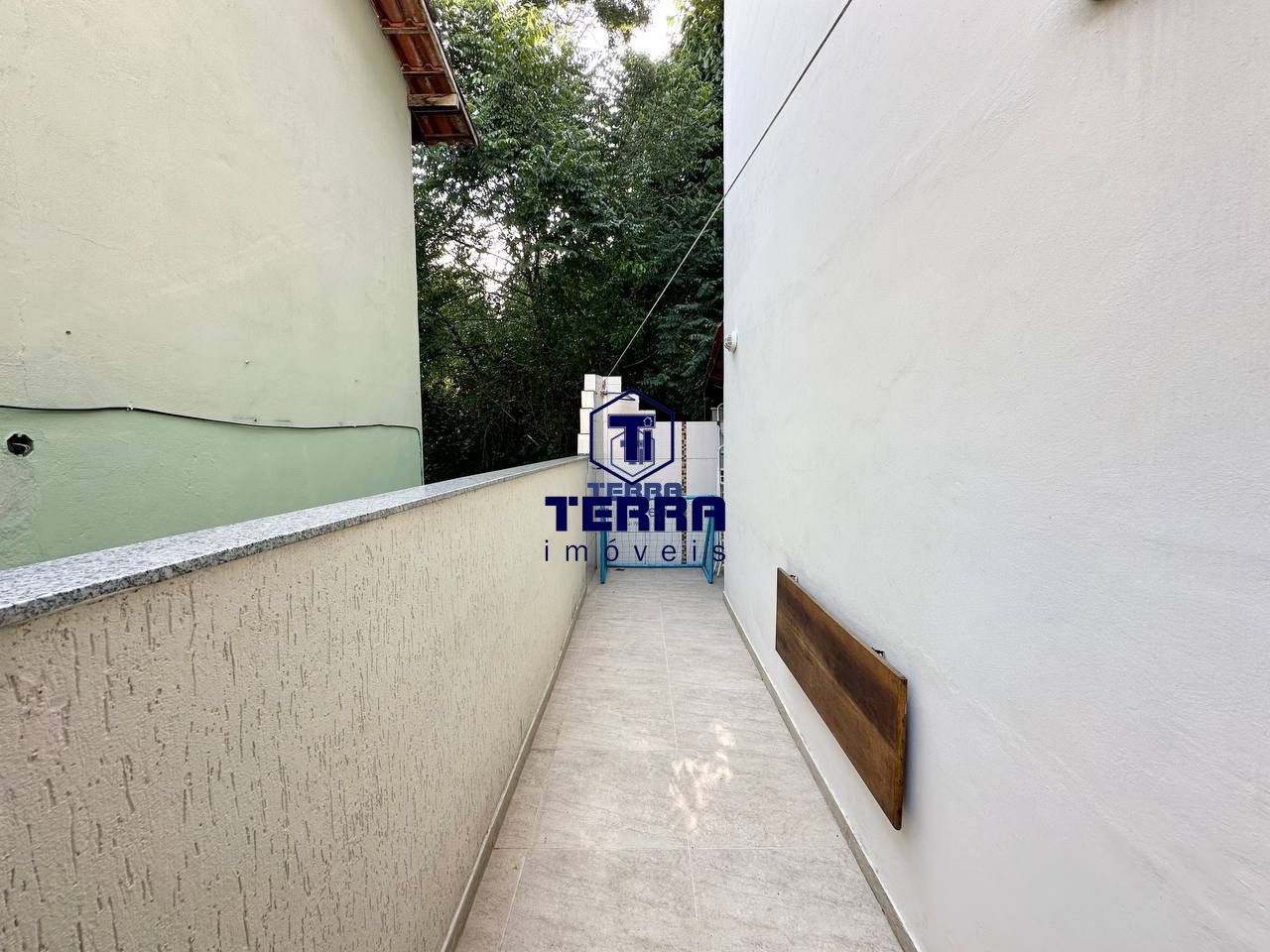 Imagens do imóveis Linda residência de 2 quartos com 2 vagas em Maria Paula!