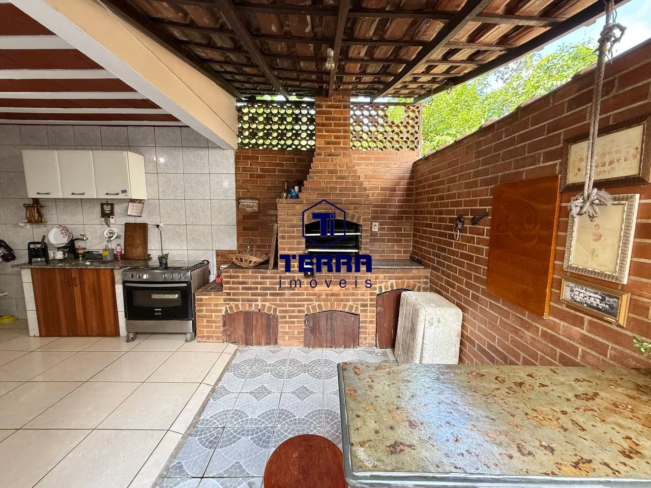 Imagens do imóveis Excelente casa de 3 quartos com área externa privativa em Maria Paula!