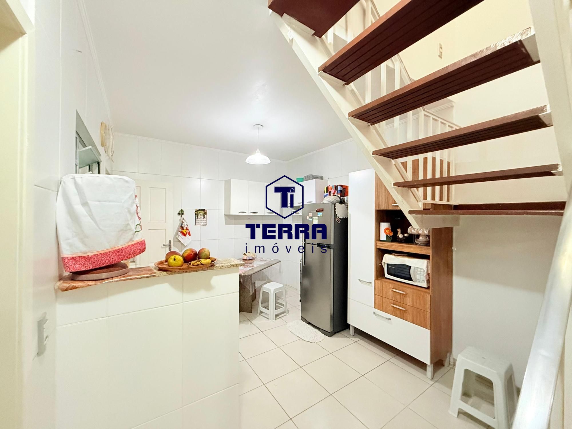 Imagens do imóveis Casa de 3 quartos, sendo 1 suíte com sacada em Maria Paula.