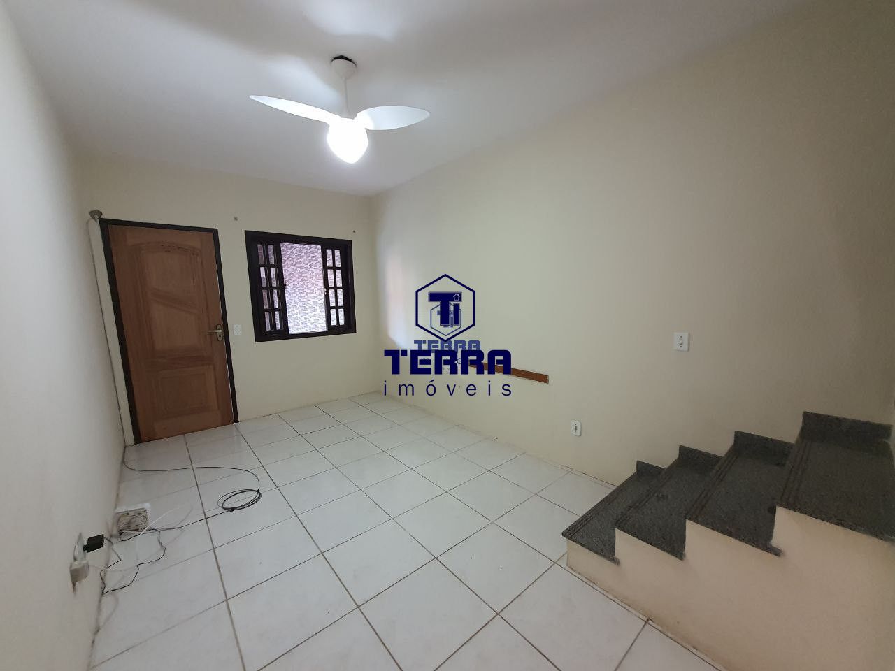 Imagens do imóveis Casa com quintal, em excelente localização em São Gonçalo, pertinho do Guanabara