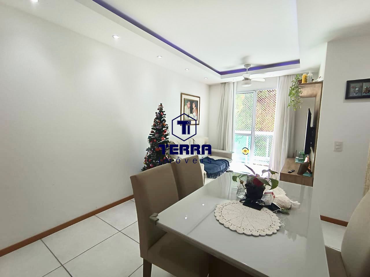 Imagens do imóveis Apartamento em condomínio clube no Rio do Ouro, com 3 quartos sendo uma suíte.