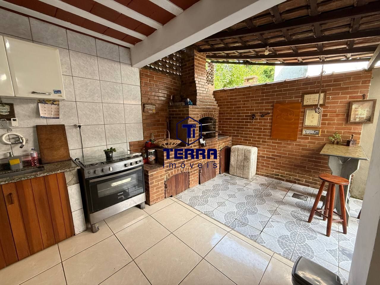 Imagens do imóveis Excelente casa de 3 quartos com área externa privativa em Maria Paula!