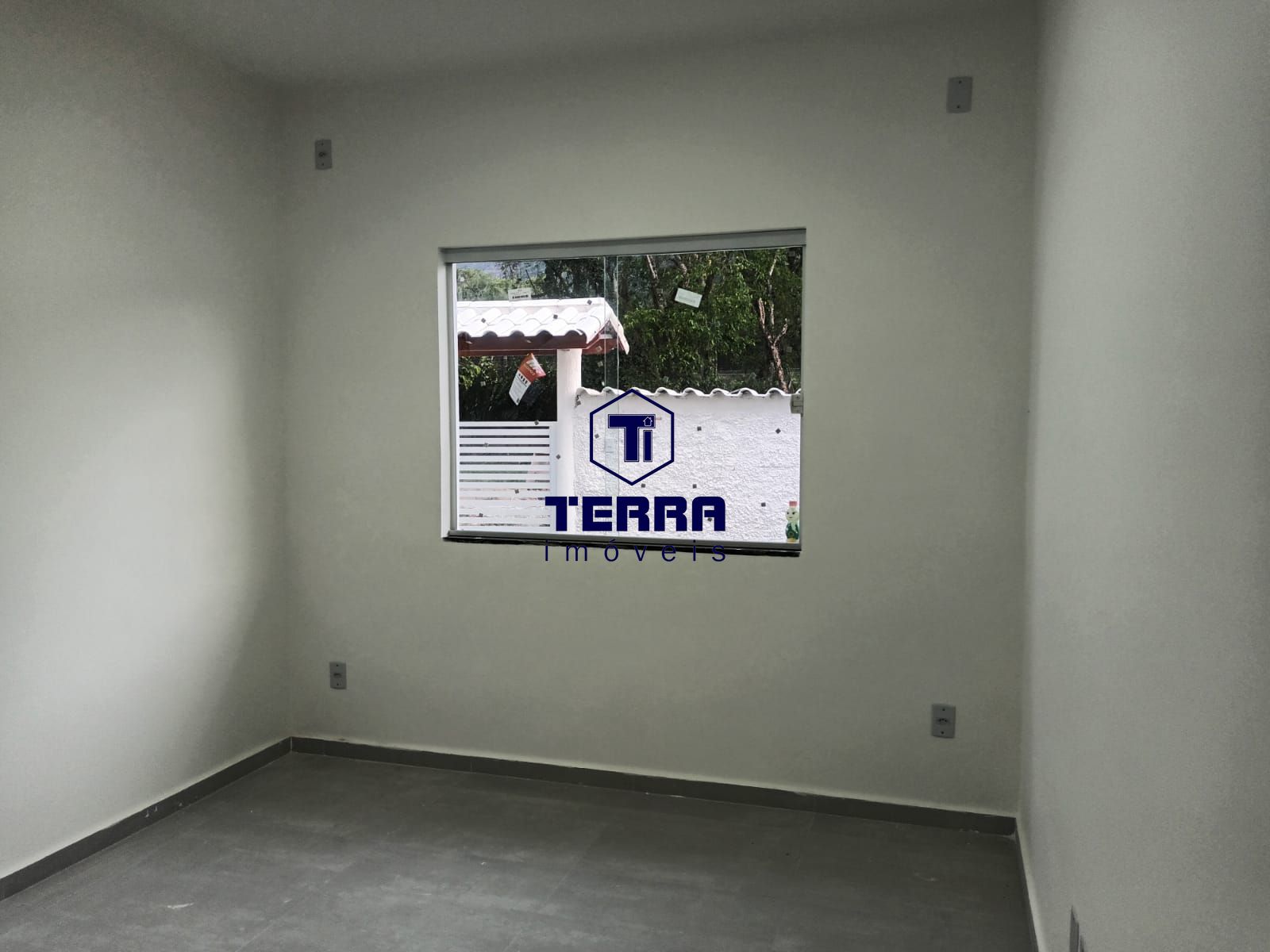 Imagens do imóveis Linear com 3 quartos, sendo 1 suíte e fino acabamento no Alferes Tiradentes.