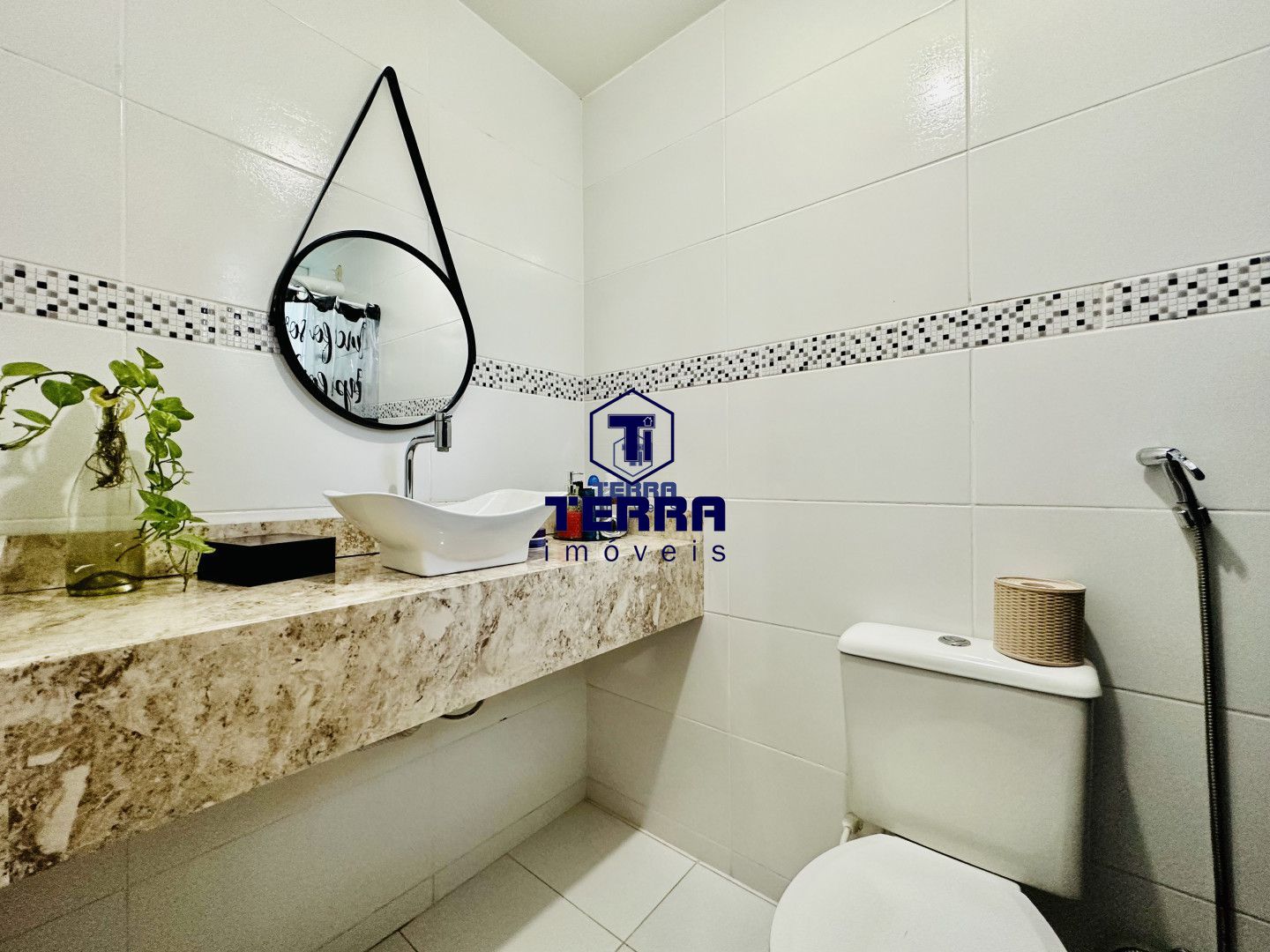 Imagens do imóveis Garden com quintal exclusivo, 2 quartos com suíte, ao lado do Habibs Inoã.