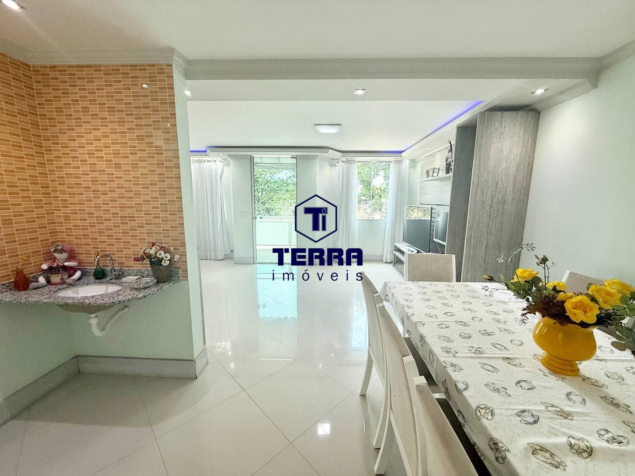 Imagens do imóveis Ótima residência de 3 suítes, espaço gourmet e vista panorâmica no Maravista!