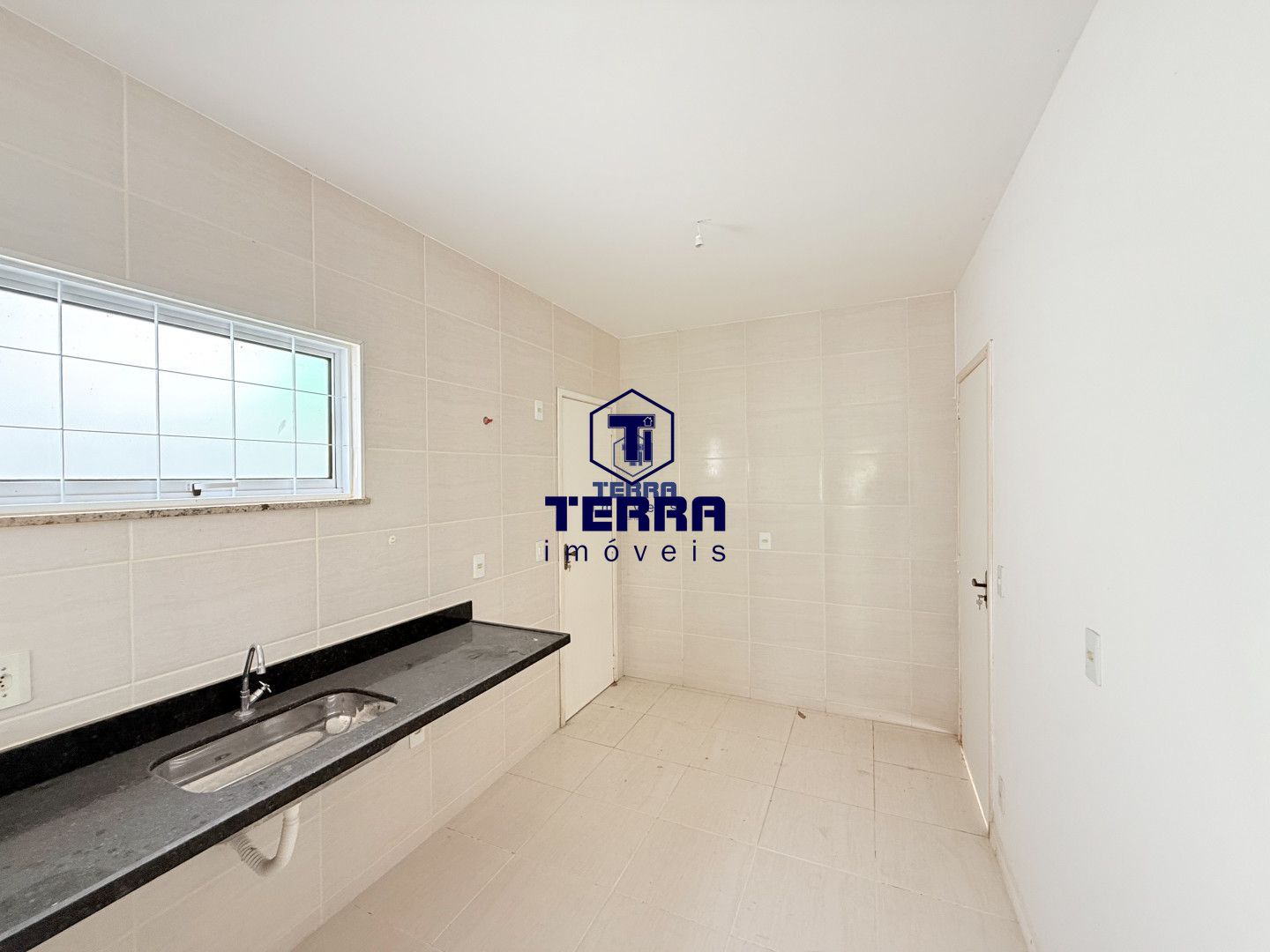 Imagens do imóveis Casa Linear, com 2 quartos recém construída em Niterói
