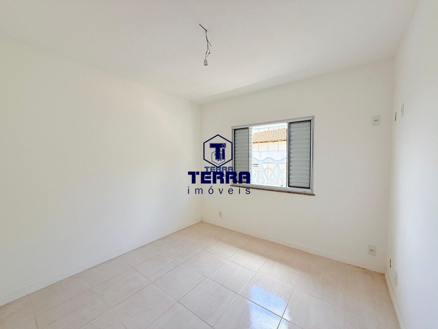 Imagens do imóveis Casa Linear, com 2 quartos recém construída em Niterói