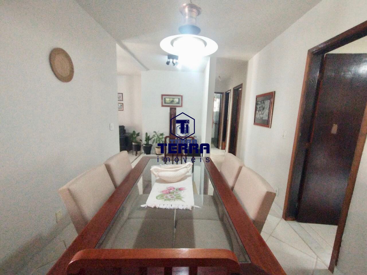 Imagens do imóveis Ótima casa em Itaipu com 3 quartos uma suíte, espaço gourmet e piscina.
