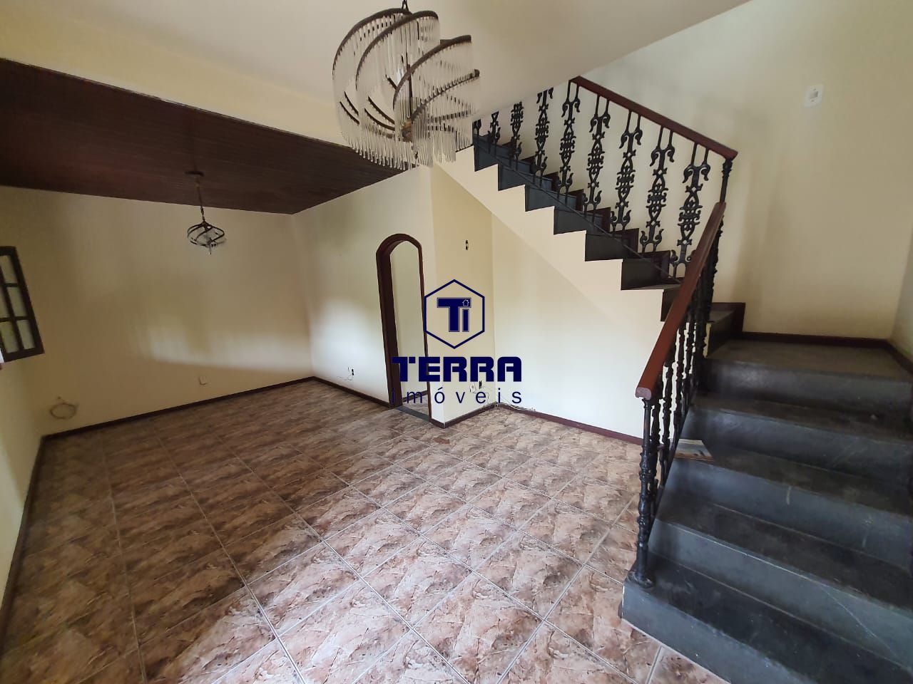 Imagens do imóveis Belo sítio em Itaboraí, com piscina, espaço de churrasqueira e casa de caseiro!