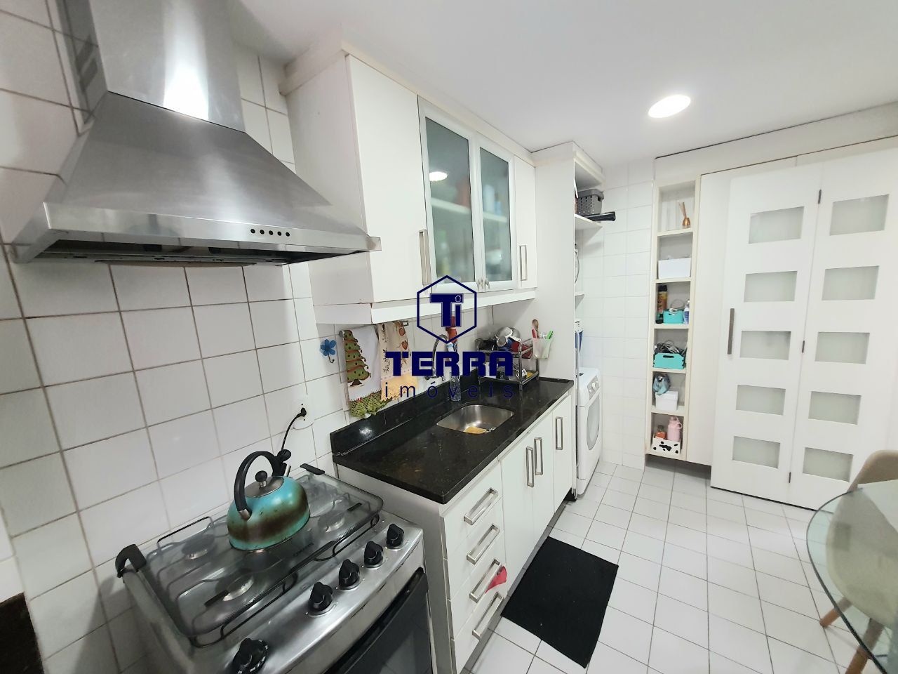 Imagens do imóveis Apartamento localizado em Maria Paula, com acesso direto pela rodovia principal