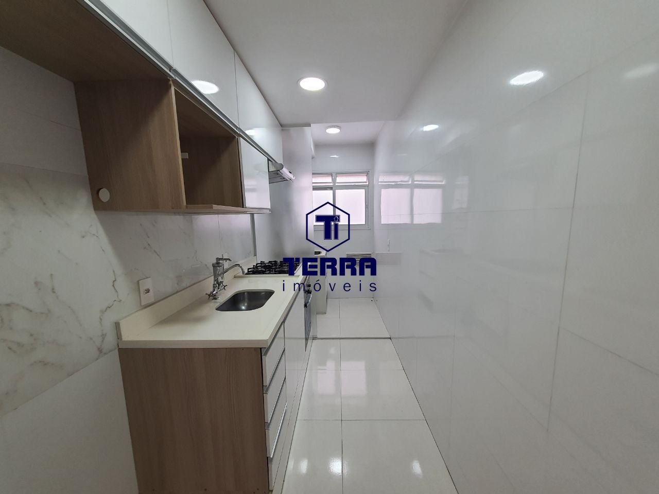 Imagens do imóveis Apartamentos com 2 quartos em Neves, ao lado de todo comércio de Neves.