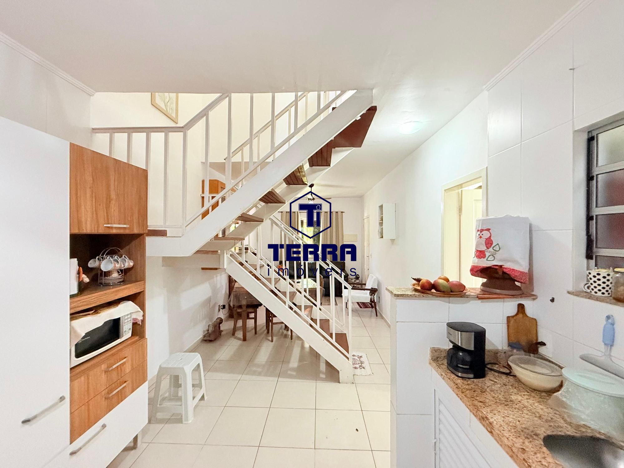 Imagens do imóveis Casa de 3 quartos, sendo 1 suíte com sacada em Maria Paula.