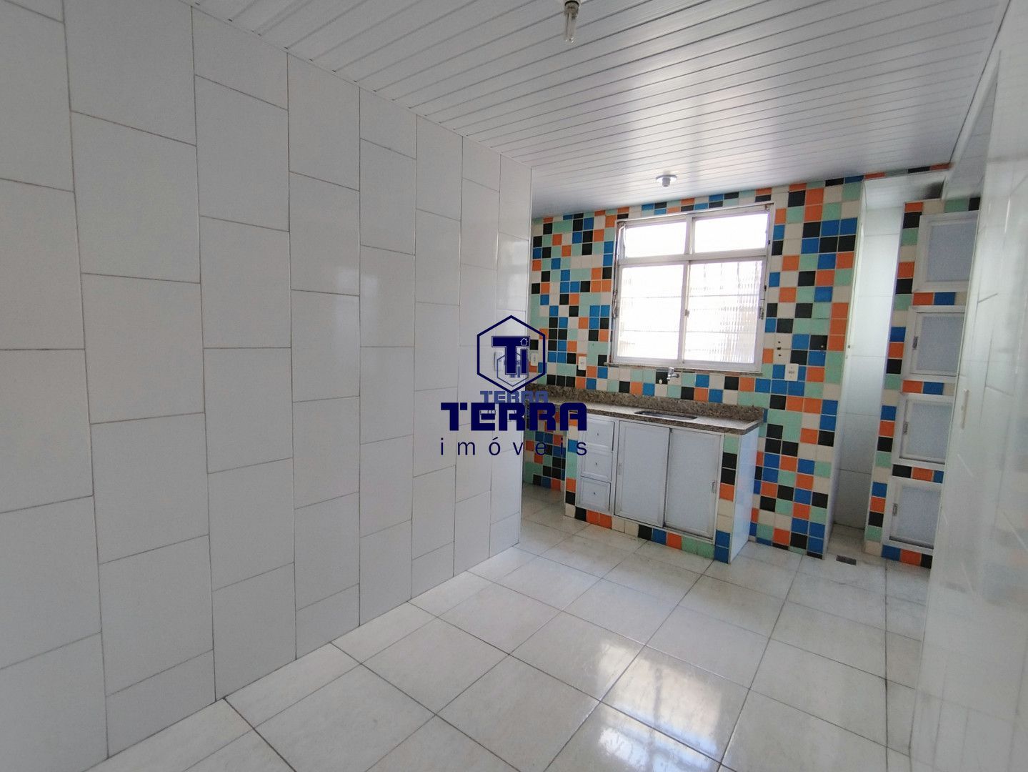 Imagens do imóveis Casa toda reformada com 2 suítes e 2 vagas de garagem no Galo Branco!