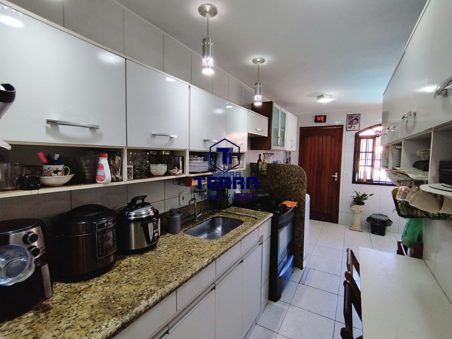 Imagens do imóveis Casa linear 3 quartos (1 suíte) com piscina e edícula no Barroco - Itaipuaçu!