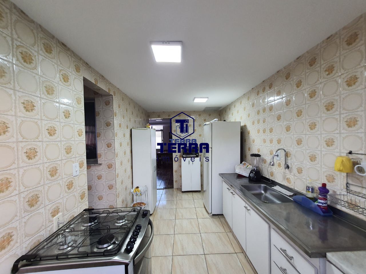 Imagens do imóveis Apartamento com 3 quartos, revertido para 2 quartos com excelente localização em