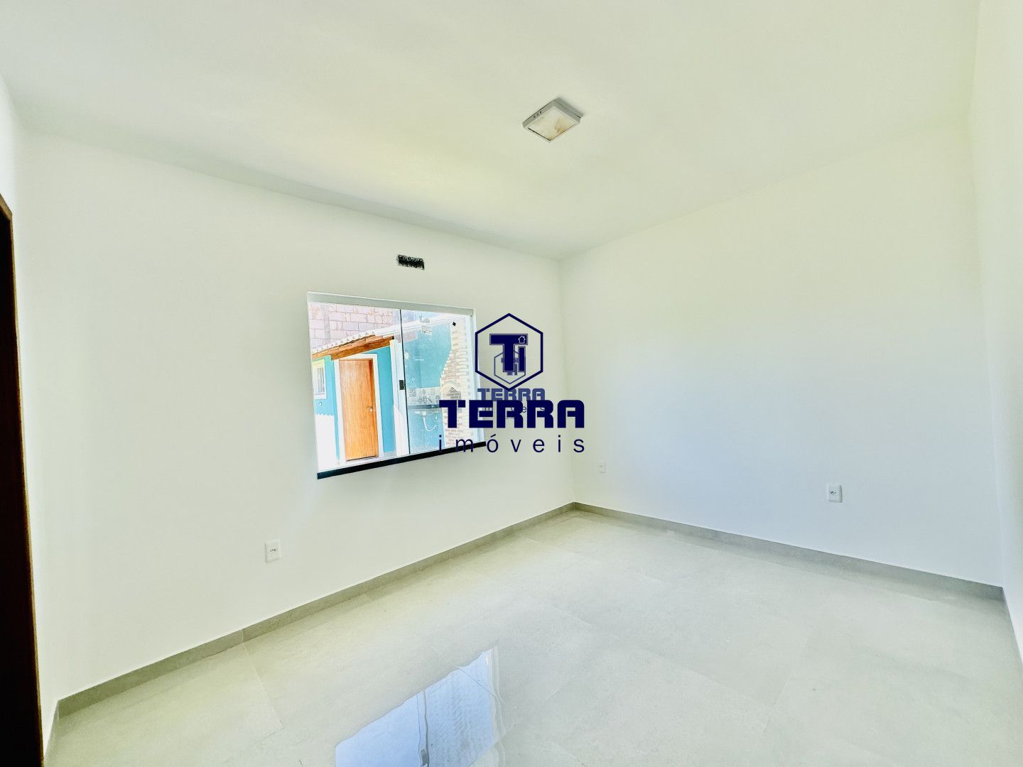 Imagens do imóveis Linear com 3 quartos, área gourmet e quintal amplo no Jardim Atlântico Oeste.