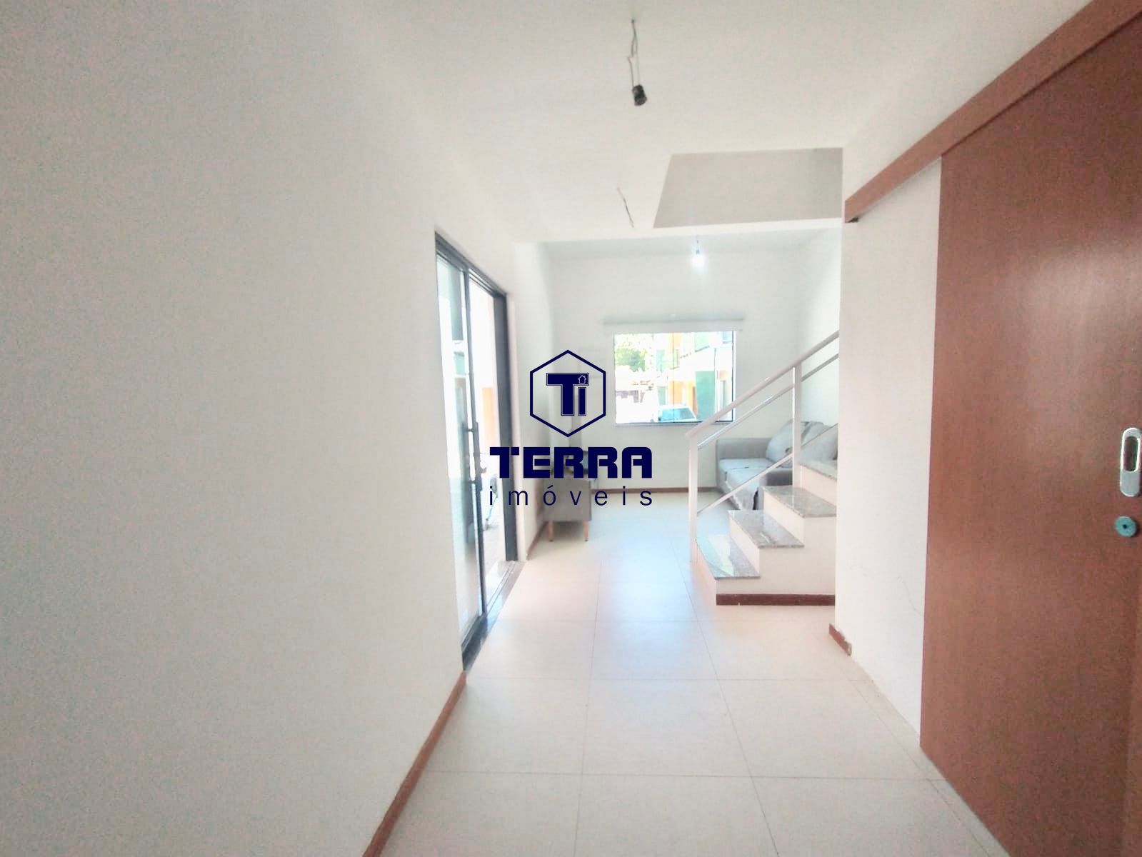 Imagens do imóveis Triplex em Itaipu com 3 quartos, uma suíte, quintal privativo e espaço gourmet.