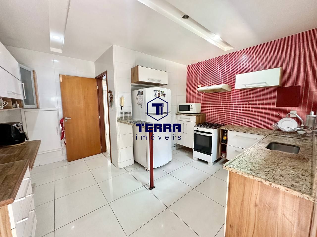 Imagens do imóveis Excelente residência duplex com 2 suítes em Maria Paula!