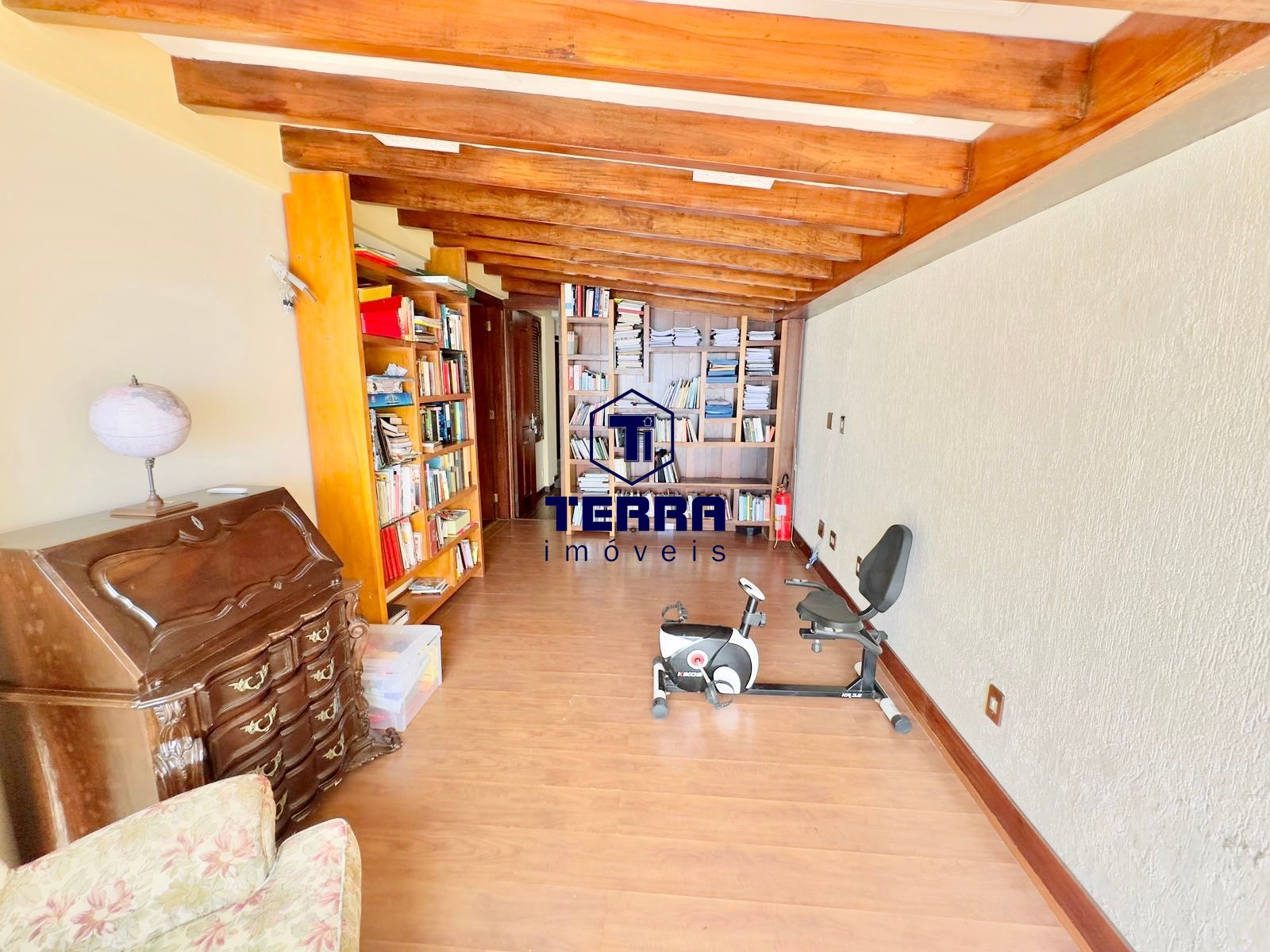 Imagens do imóveis Casa Espetacular no Joá, com 4 suítes , elevador e vista eterna pro mar!!!