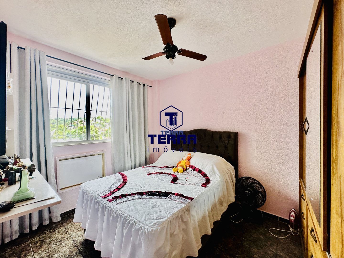 Imagens do imóveis Apartamento com 2 quartos e com 2 banheiros no 1029. Melhor ponto da Alameda.